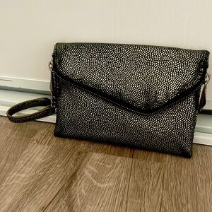 HENRY BENDEL Clutch